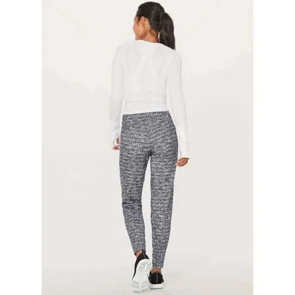 Lululemon Run On Joggers Gray Heathered Size 6 - Picture 11 of 11